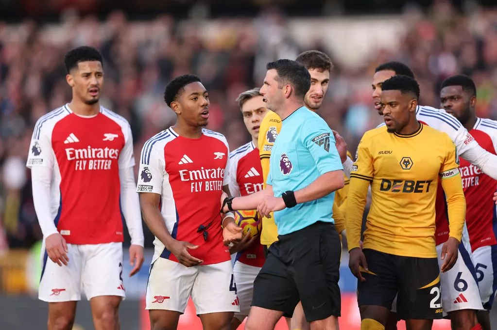 Howard Webb Urged to Sideline Michael Oliver After Arsenal Red Card Controversy