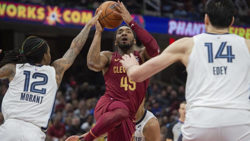 Cavs hold off Grizzlies for 7th straight NBA success